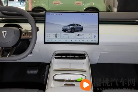 深蓝L06预售1399万元起，入门即满配，灵动外观+智能配置-3