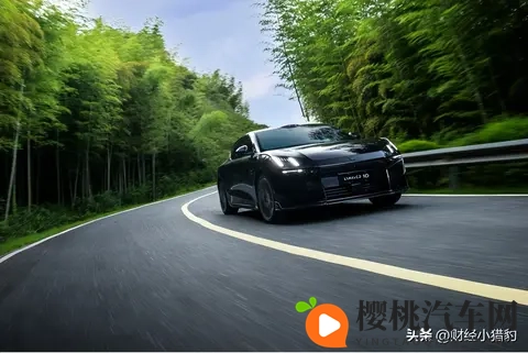 月销5077台背后,领克10 EM-P展现插混轿车界的新高度-1