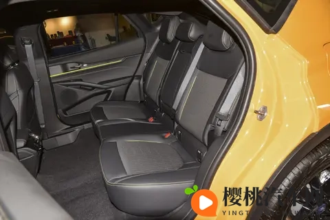 动力充沛,油耗经济,试驾福特蒙迪欧2025款20T E-混动-1