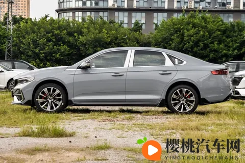 吉利星瑞2026款上市,外观设计更精致,配置全面,值得购买吗-2