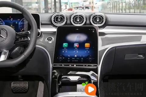 网上都说狗都不开，那我来开，奔驰C260L上路感受-3