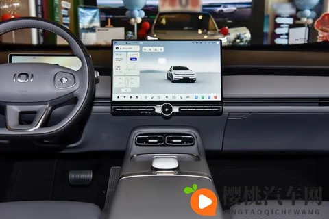 不只性价比！长安启源 A06 上市：大空间 + 高舒适，家庭出行超从容-1