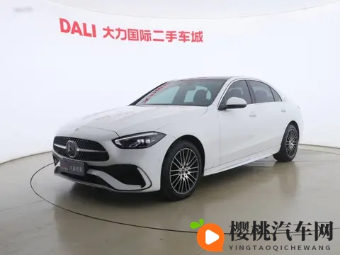 2万公里,一手白色奔驰C级,22万多体验豪华质感!-3
