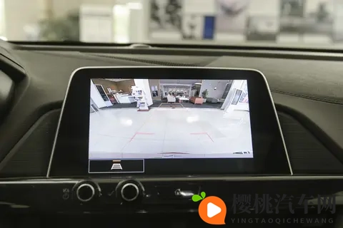 老年人电梯梅花二春：智能出行新时代，未来出行生活大不同-3