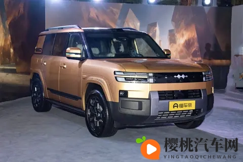 比亚迪又上硬菜,大五座+四驱,续航1300km-2