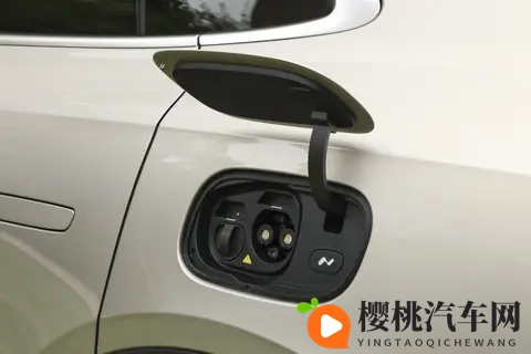 适合全家出行的纯电SUV,乐道L60能做到续航无忧,价格美丽-3