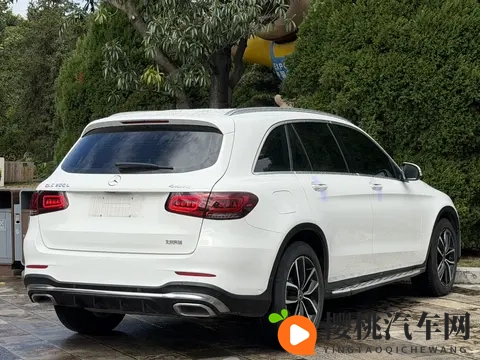 20万拿下准新奔驰GLC300L，体验豪华SUV的魅力！-1
