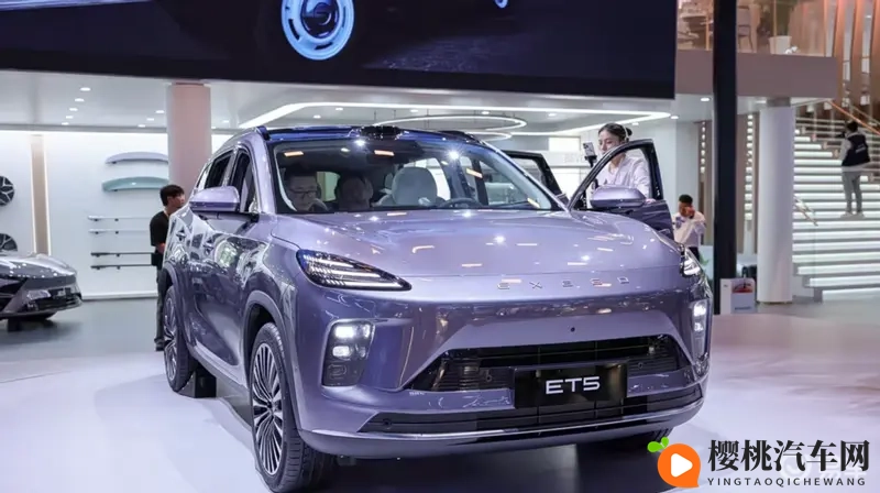 星途ET5预售1599万起,还在做高端车的梦-1