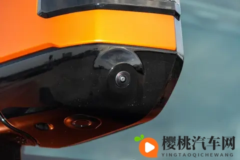 实拍体验奇瑞纵横 G700,续航 1400 公里,售价 3299 万起-1