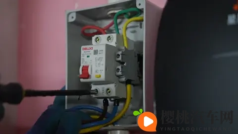 安装充电桩？行内人给你挑配件！-1