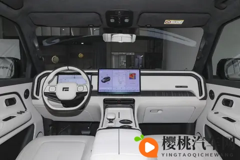 12月上市 极石ADAMAS实车亮相 配置升级-1