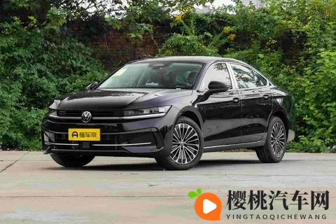 新车 方向盘回归物理按键_增华为HiCar 2026款大众迈腾B9实车亮相-1