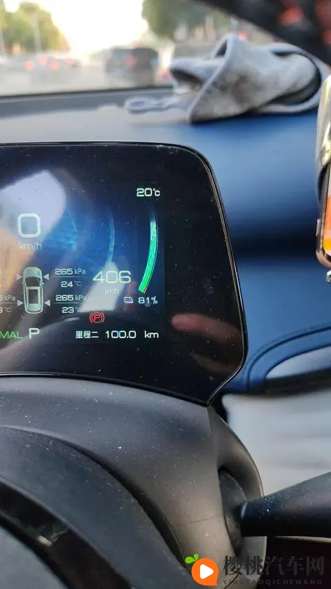 纯电车开空调时续航迅速下降是什么原因导致的？是否是正常现象？-1