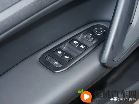 玻璃升降叫揺玻璃?踩油门控制的是进气量,为什么不叫踩气门?-2