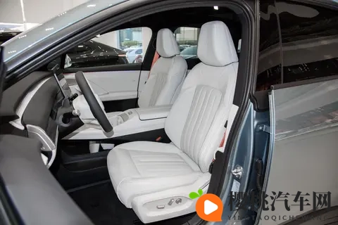 乐道 L60 2025款707km版深度解析:从购车到用车的全方位指南!-1