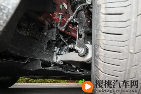 智能底盘＋猎鹰辅助驾驶，2025款星纪元ES究竟表现如何？-1