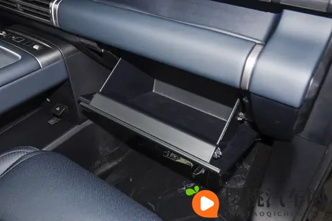 方程豹钛 7：既要兼顾家庭日常，又要不失驾驶乐趣-2