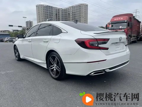 23年3月上牌雅阁,67万公里,一手准新车13万多!-2