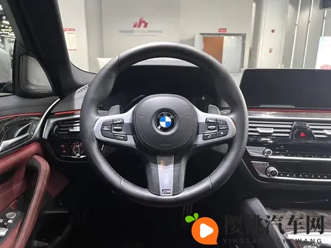 18万多拿下宝马5系,体验行政级座驾的舒适与豪华-1