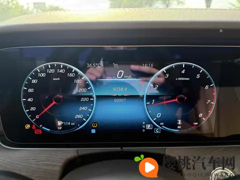 21款奔驰E300L:5万公里,豪华座驾2899万,商务精英之选-2