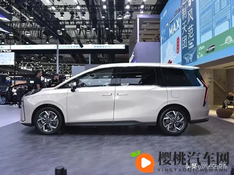 “价格搅屎棍”配20T+9AT的7座MPV，仅11万出头，可平替GL8？-2