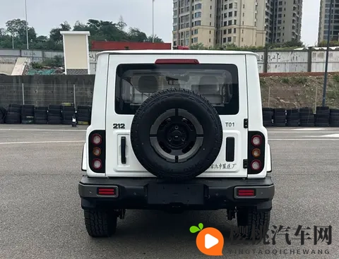 北汽制造212新车型申报,换装新前脸,外观很硬朗,搭载20T动力-2