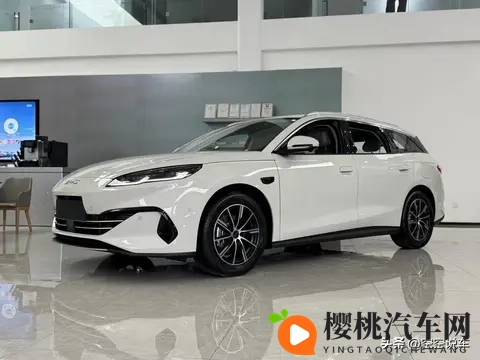 比亚迪推出旅行车，进货价105万，配车载冰箱，提前锁定爆款？-3