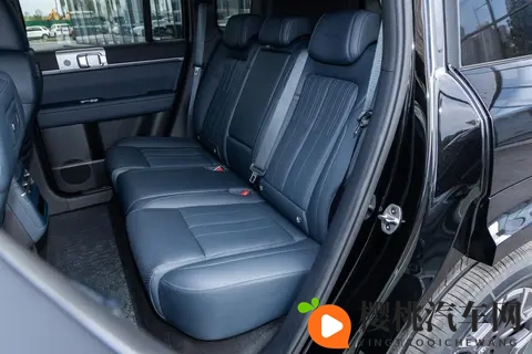 不止于家用,方程豹钛7 2025款 190KM四驱Max版的多元生活探索-2