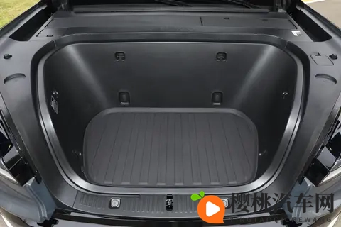 家用SUV新选择？大空间+换电+高性价比，乐道L90究竟如何？-3