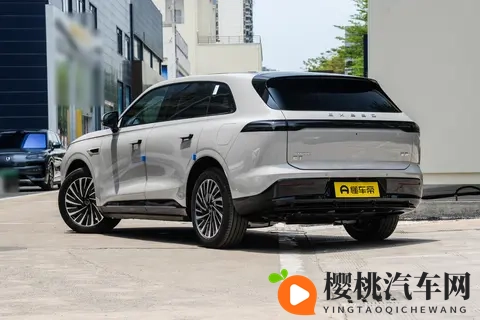 20万级C级SUV，增程纯电都有，11月购车看2025 款星纪元 ET-2