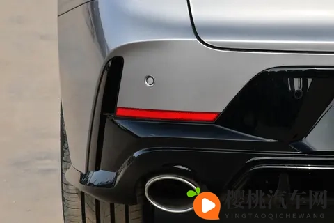 新能源浪潮下,第三代领克03如何“卷”出新高度?-1