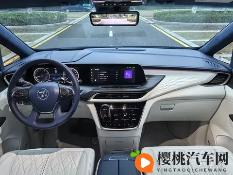 24万拿下二手别克GL8Avenir,豪华MPV商务家用皆宜-3