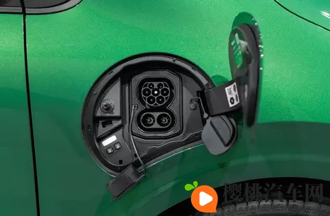 比比亚迪海豚还好看？雷诺正式发布Twingo E-Tech，网友吵翻了！-1