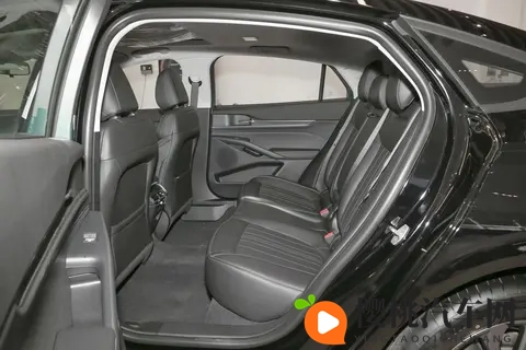 蒙迪欧20T豪华型:预算15万左右,想买合资B级车,家用如何?-1