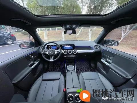 奔驰新GLB的冒险：车顶星空与七座秘密-2