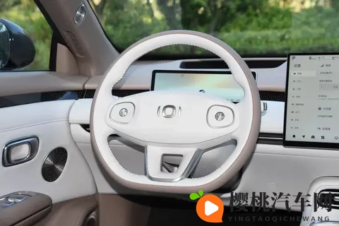 零跑Lafa5上市价格+销量预测,你们感觉这车有戏吗?-1