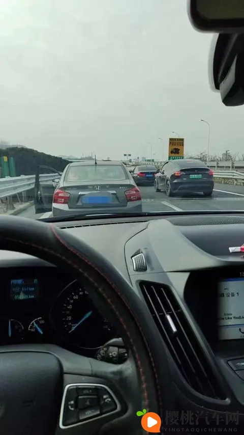 做不到这些好习惯，别说你是老司机，驾校根本不会教-3