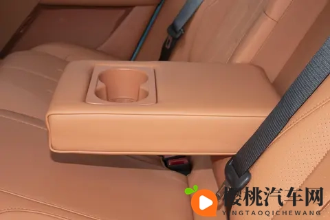 预售1499万元起,增程版与纯电版都有,奕派科技新轿车来了-1