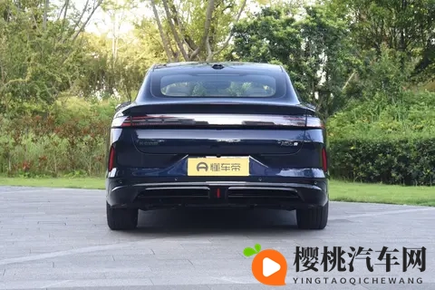 15 万级纯电家轿新标杆?长安启源 A06 上市在即-1