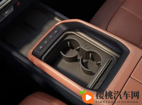 韩系“大块头”,古典方盒子,两套动力+超级四驱,或2026年上市-1