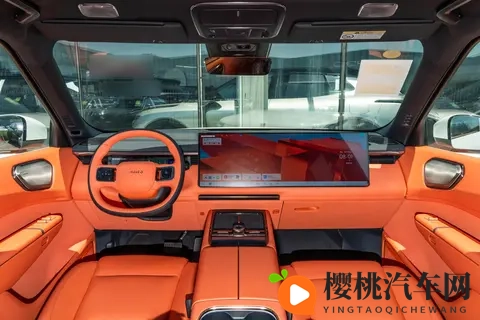 纯电和混动该怎么选？乐道L90和领克900对比评测-1