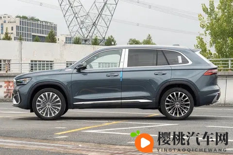 实拍吉利星越L东方曜系列,适合家用?-2