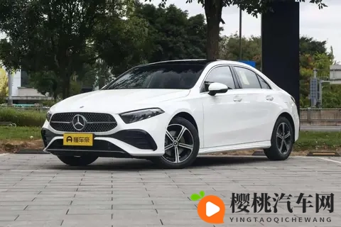 放弃奥迪A3和宝马1系,2025款奔驰A到底胜在哪?-3
