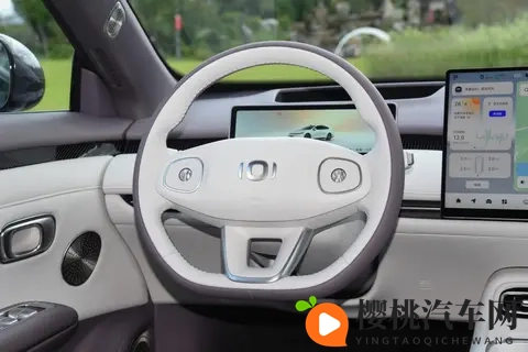 想买13万级纯电轿车，不一定看小鹏M03，刚上市的长安启源A06更强-1