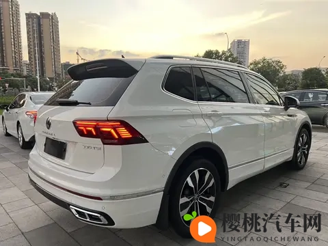 1368万！圆梦德系SUV，一手途观L R-Line版，家用好选择！-2