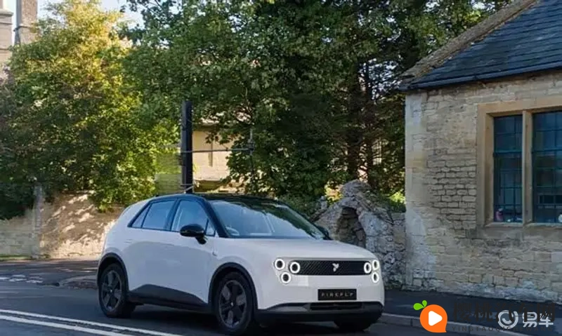 萤火虫右舵版量产车下线 即将登陆新加坡市场-1