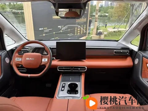 1698万元起!北汽锐胜M8预售-3