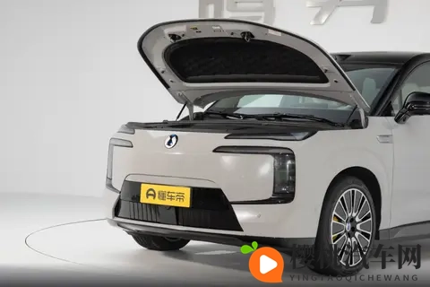 售2998万起,20T三电机插混,车长52米配6座,试驾体验腾势N8L-2