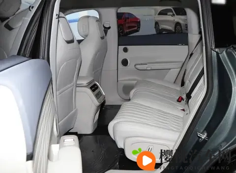 1528万起，云台底盘+黄金增程＋猎鹰辅助驾驶，试驾25款星纪元ES-3