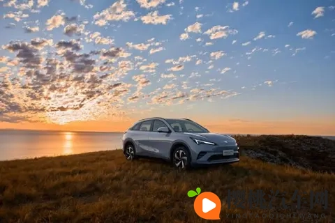 被忽略的细节!全新极狐阿尔法t5空间大比拼-1